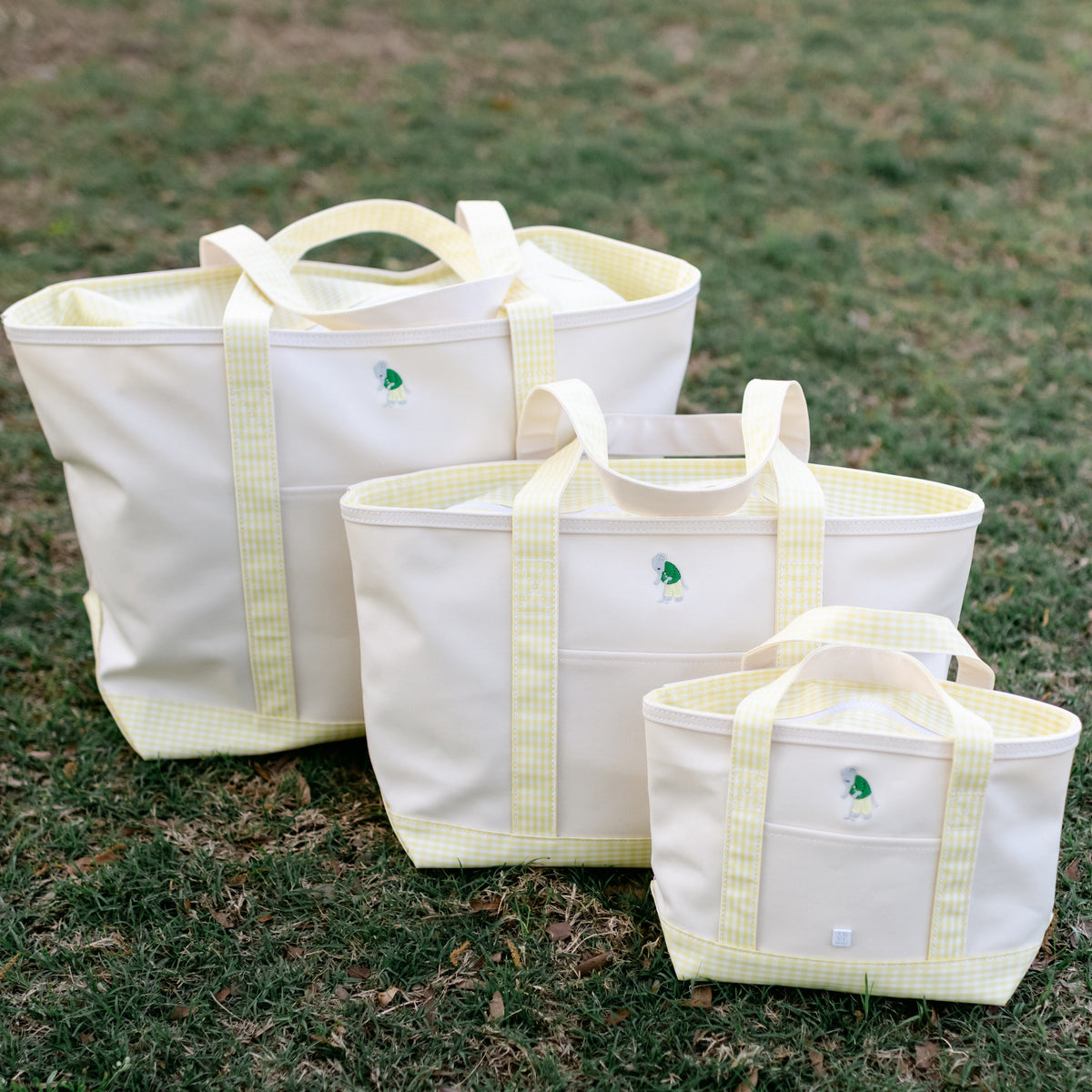MEDIUM TOTE - ERNIE COATED CANVAS NATURAL with BUTTERCUP TRIM